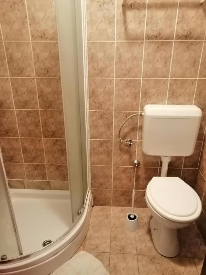 Bed and Breakfast Sulentic Sobe I Restoran Вировитица Экстерьер фото